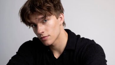 Alex Sampson Age